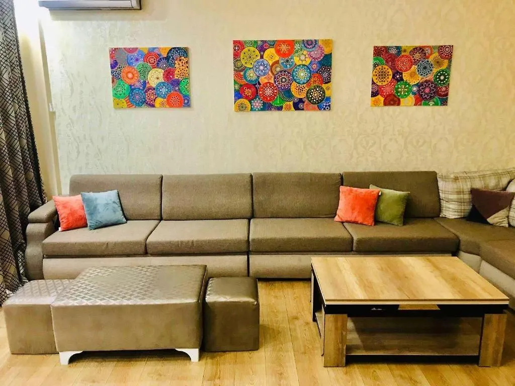 Bellissima Apartment In The City Center Tiflis