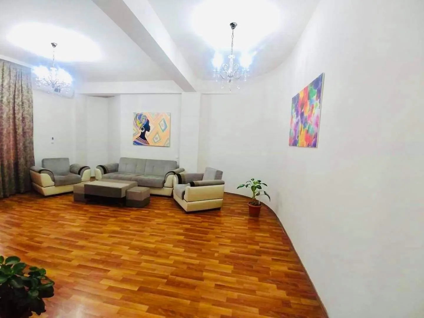 Bellissima Apartment In The City Center Tiflis