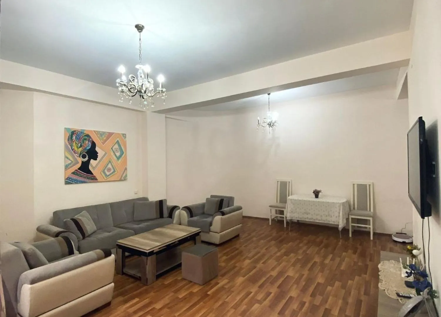 Bellissima Apartment In The City Center Tiflis