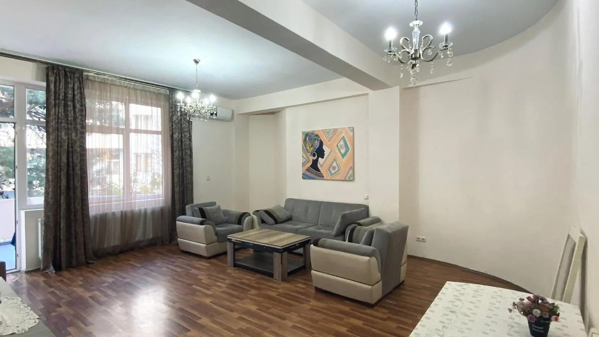 Bellissima Apartment In The City Center Tiflis